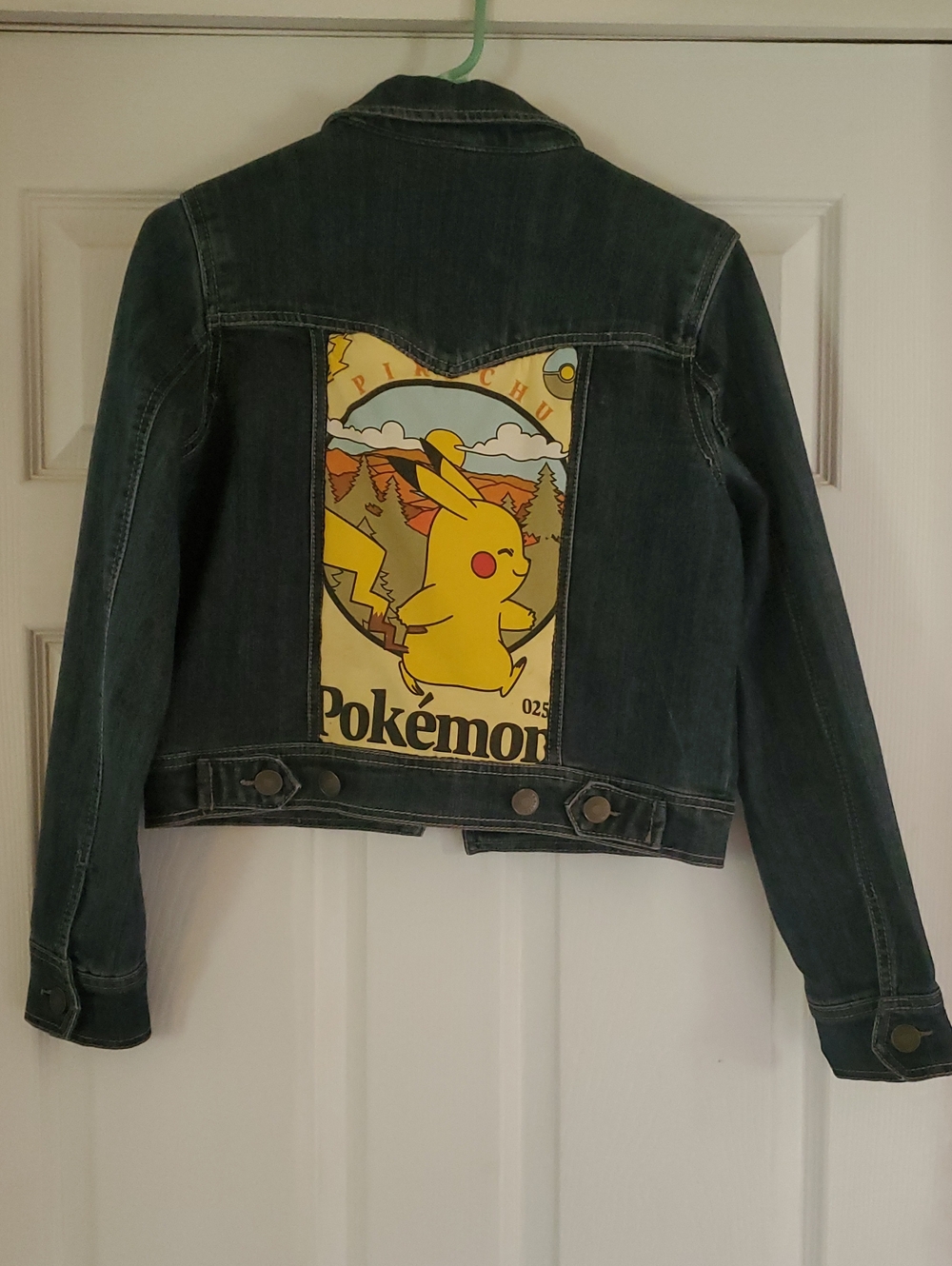 Jean Jacket With Panel Hand Sewn On Back. Pikachu .size M.